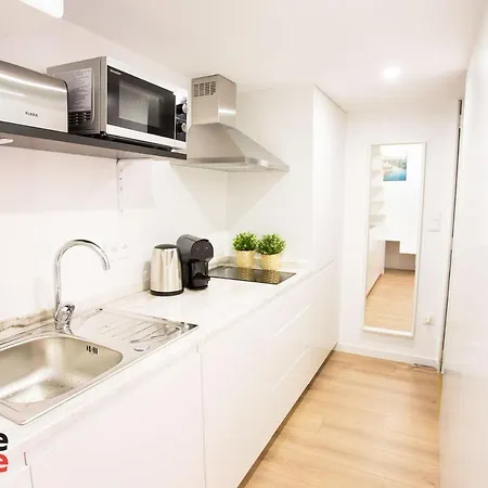 Five House 20 Semesterbostad Oporto