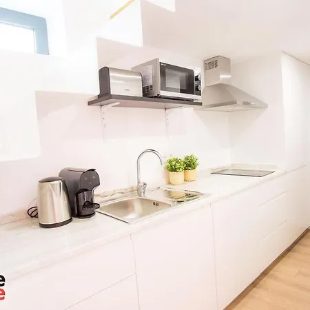 Five House 20 Semesterbostad Oporto